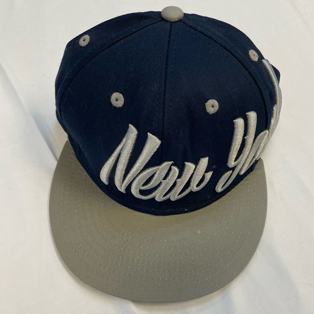 KB ETHOS MEN'S NEW YORK SNAPBACK
Baseball‎ hat HATS